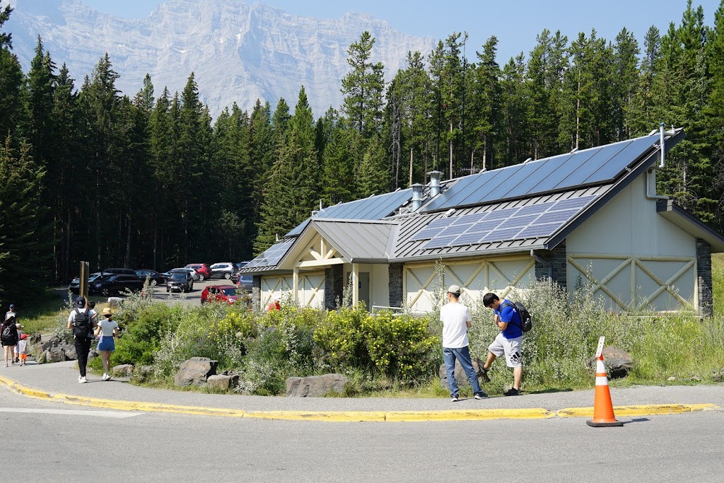 Lake Minnewanka Parking Lot | Lake Minnewanka Scenic Dr, Alberta T1L 1K2, Canada | Phone: (403) 762-1550