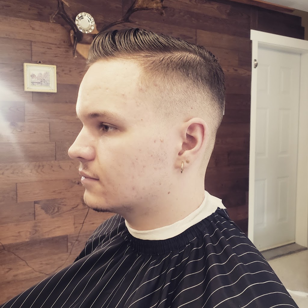 TinTown Barbershop | 2260 Cousins Ave #2, Courtenay, BC V9N 7T5, Canada | Phone: (250) 650-0660