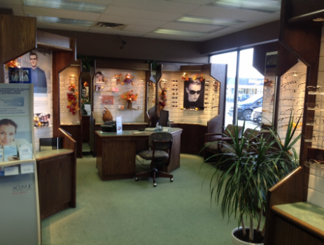 Orleans Optometry Clinic Inc. | 1224 Place dOrléans Dr Unit 1, Orléans, ON K1C 7K3, Canada | Phone: (613) 824-2000