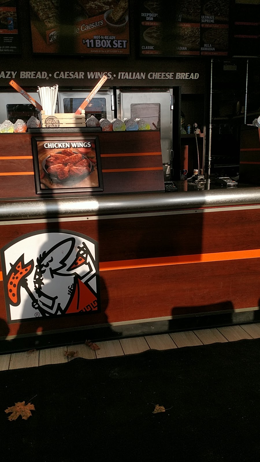 Little Caesars Pizza | 816 Chemong Rd, Peterborough, ON K9H 2L4, Canada | Phone: (705) 749-9989