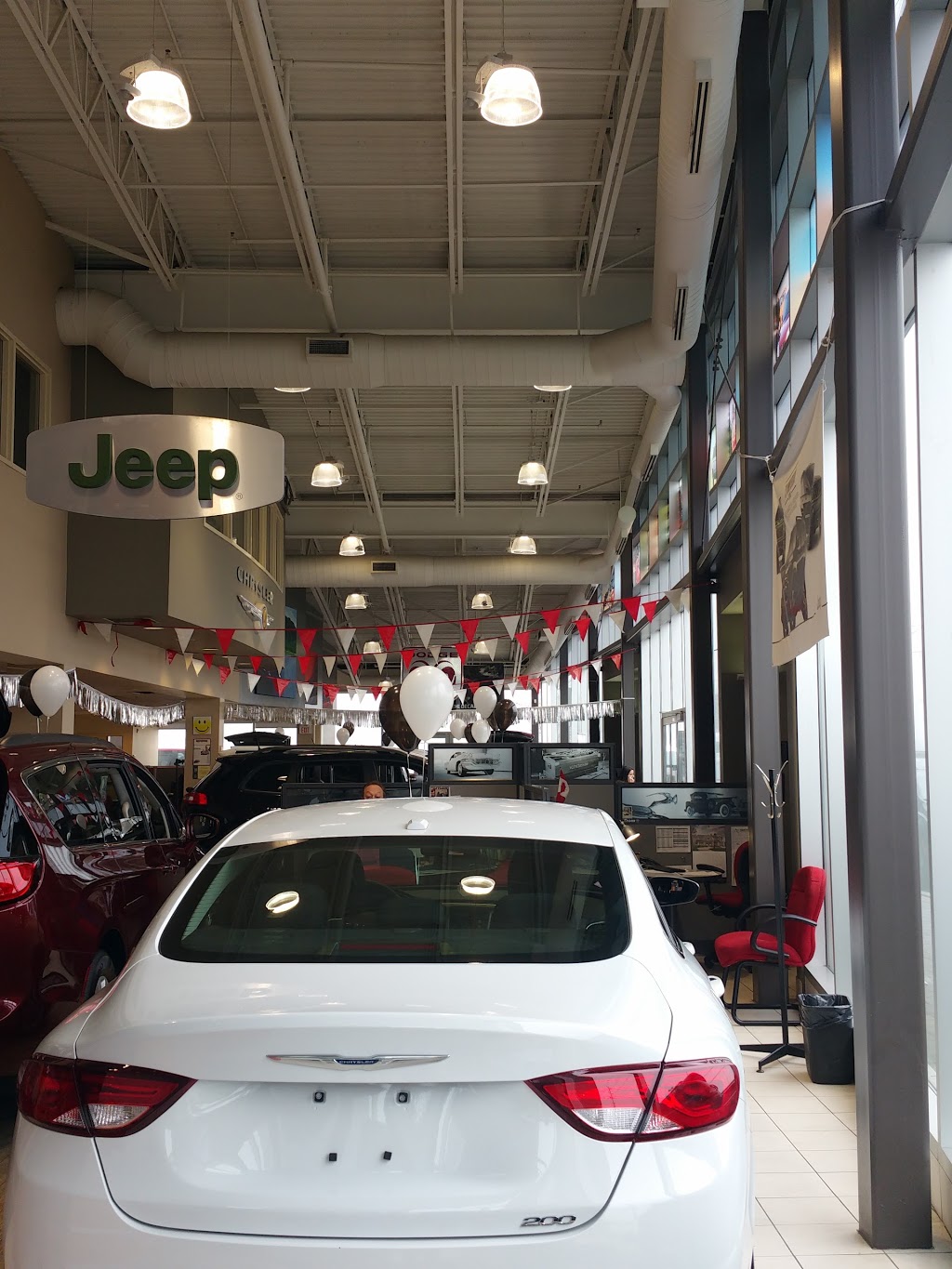 Team Chrysler Jeep Dodge RAM | 777 Bancroft Dr, Mississauga, ON L5V 2Y6, Canada | Phone: (888) 488-3980