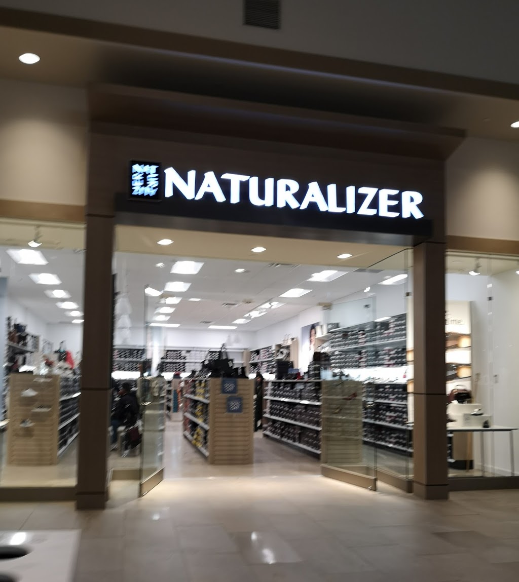 Naturalizer Outlet | Tuxedo Industrials, Winnipeg, MB R3P, Canada | Phone: (204) 221-3271