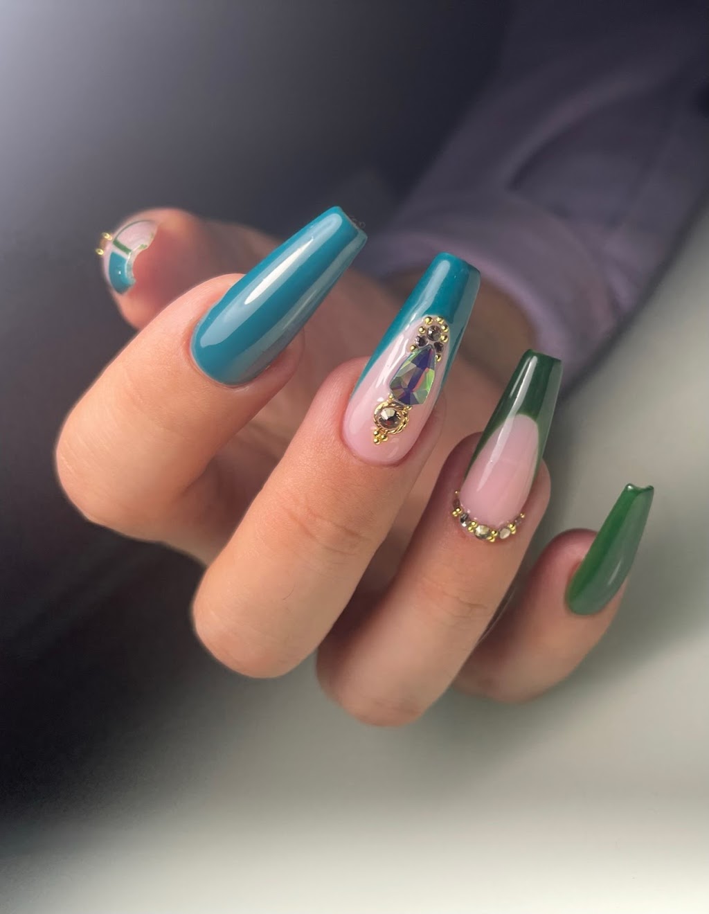 Le Nail Spot | 340 Bd du Havre Suite 106, Salaberry-de-Valleyfield, QC J6S 1S6, Canada | Phone: (514) 808-7074