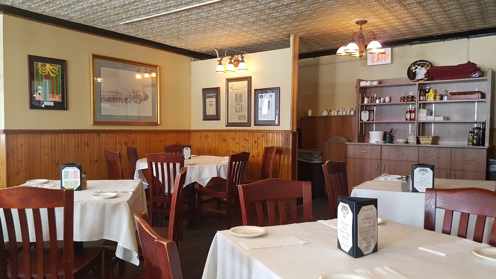 Lebros Restaurant | 330 Campbell Blvd, Getzville, NY 14068, USA | Phone: (716) 688-0404