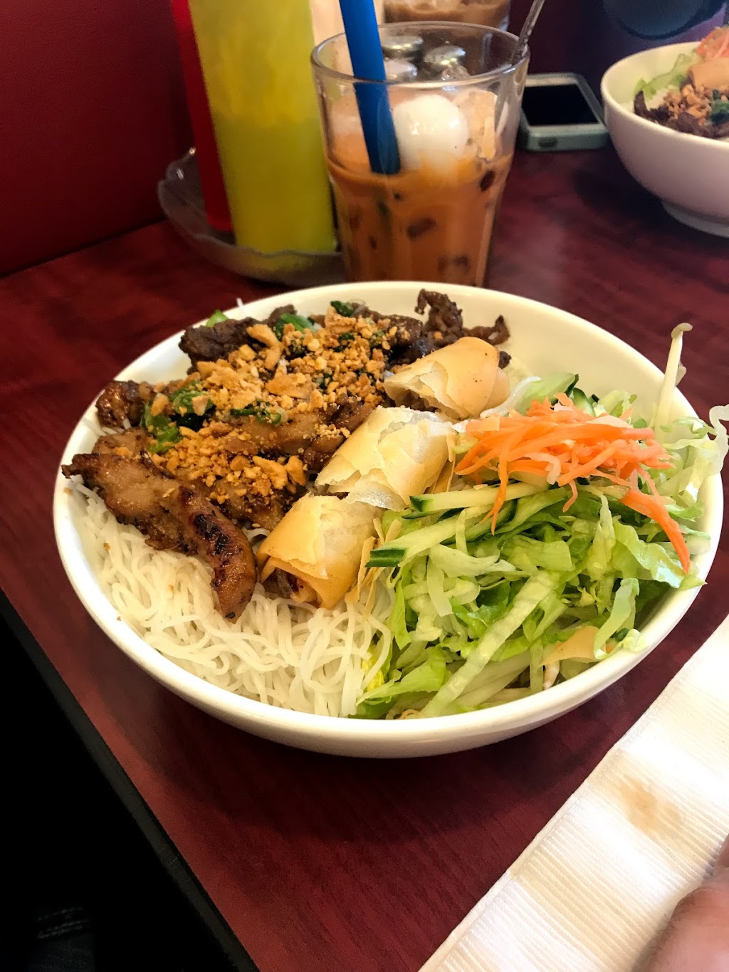 Pho 4 Me | 2809 Mill Woods Rd NW, Edmonton, AB T6K 4A9, Canada | Phone: (587) 754-2804