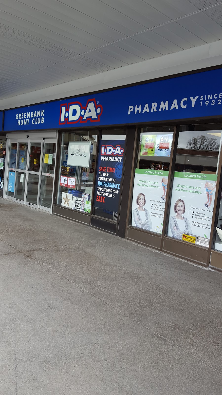Greenbank Hunt Club I.D.A. Compounding Pharmacy | 250 Greenbank Rd, Nepean, ON K2H 8X4, Canada | Phone: (613) 288-1414