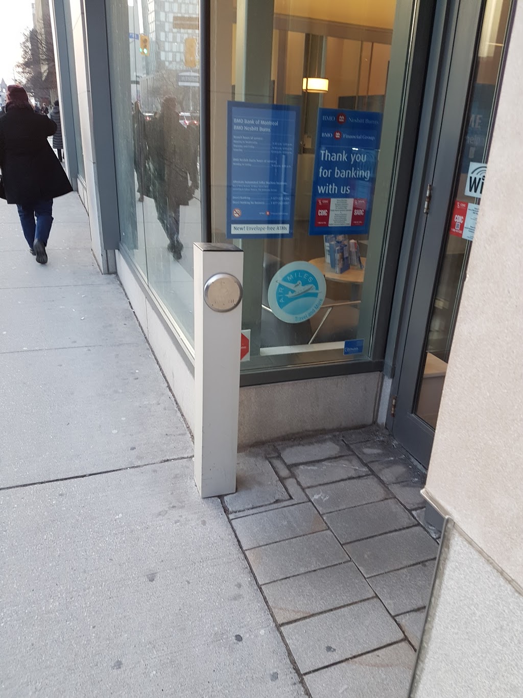 BMO Bank of Montreal | 242 Bloor St W, Toronto, ON M5S 1T8, Canada | Phone: (416) 867-4663