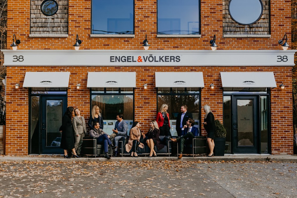 Engel & Völkers Outaouais | 38 Chem. Scott, Chelsea, QC J9B 1R5, Canada | Phone: (819) 827-8668