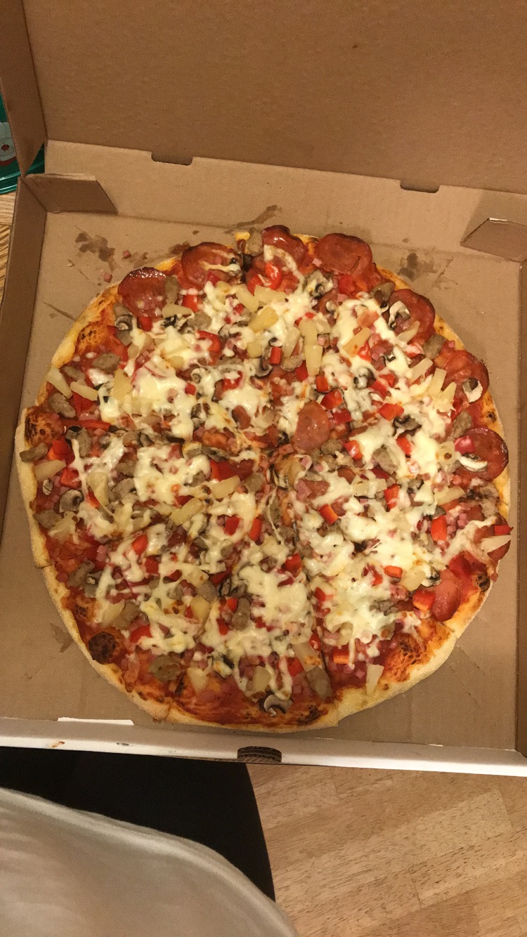 Clifford Takeout Pizza | 29 Elora St N, Clifford, ON N0G 1M0, Canada | Phone: (519) 327-8600