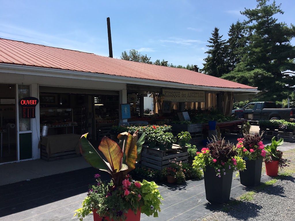 Le Kiosque des Ancêtres | 3380 Bd Sainte-Rose, Laval, QC H7P 4K8, Canada | Phone: (514) 266-2866