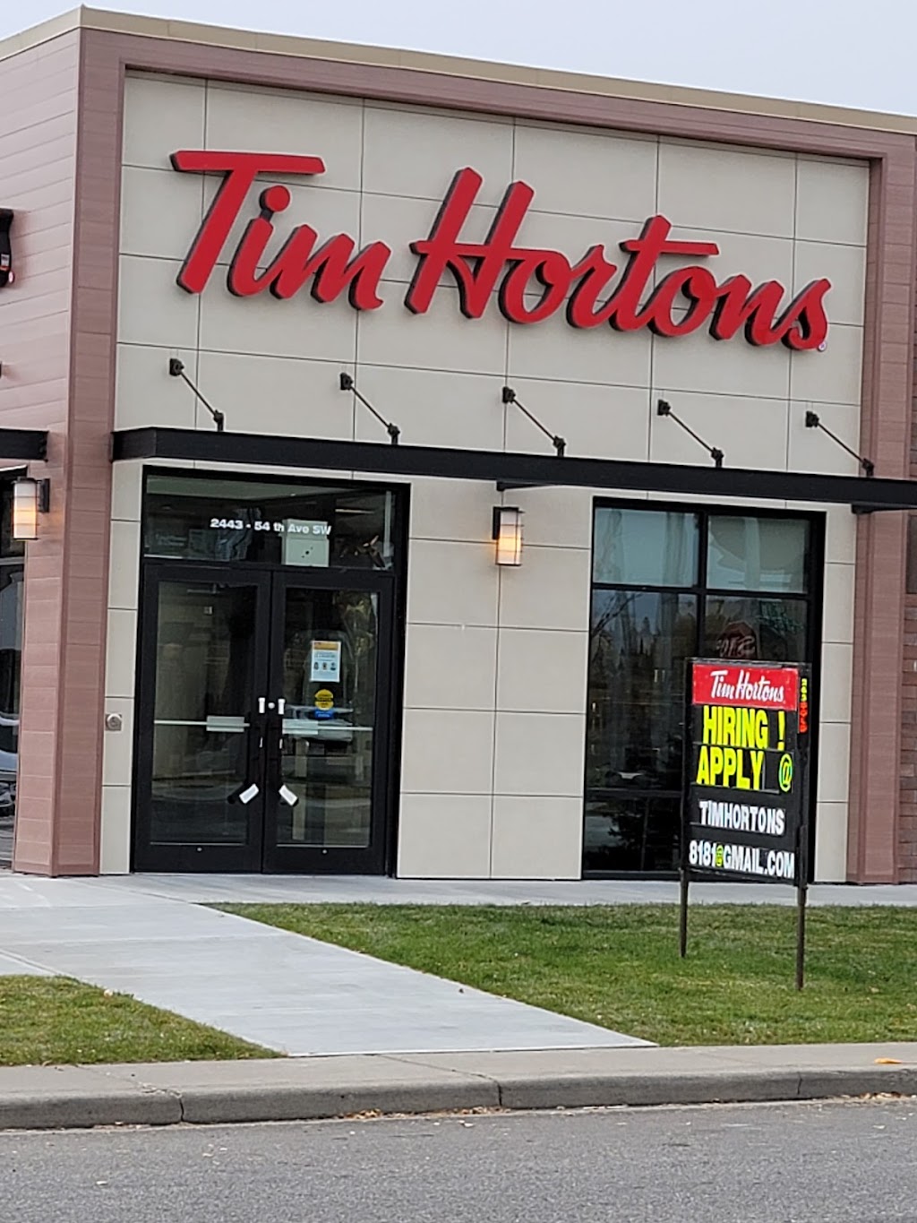 Tim Hortons | 2443 54 Ave SW, Calgary, AB T3E 1M8, Canada | Phone: (587) 619-1282