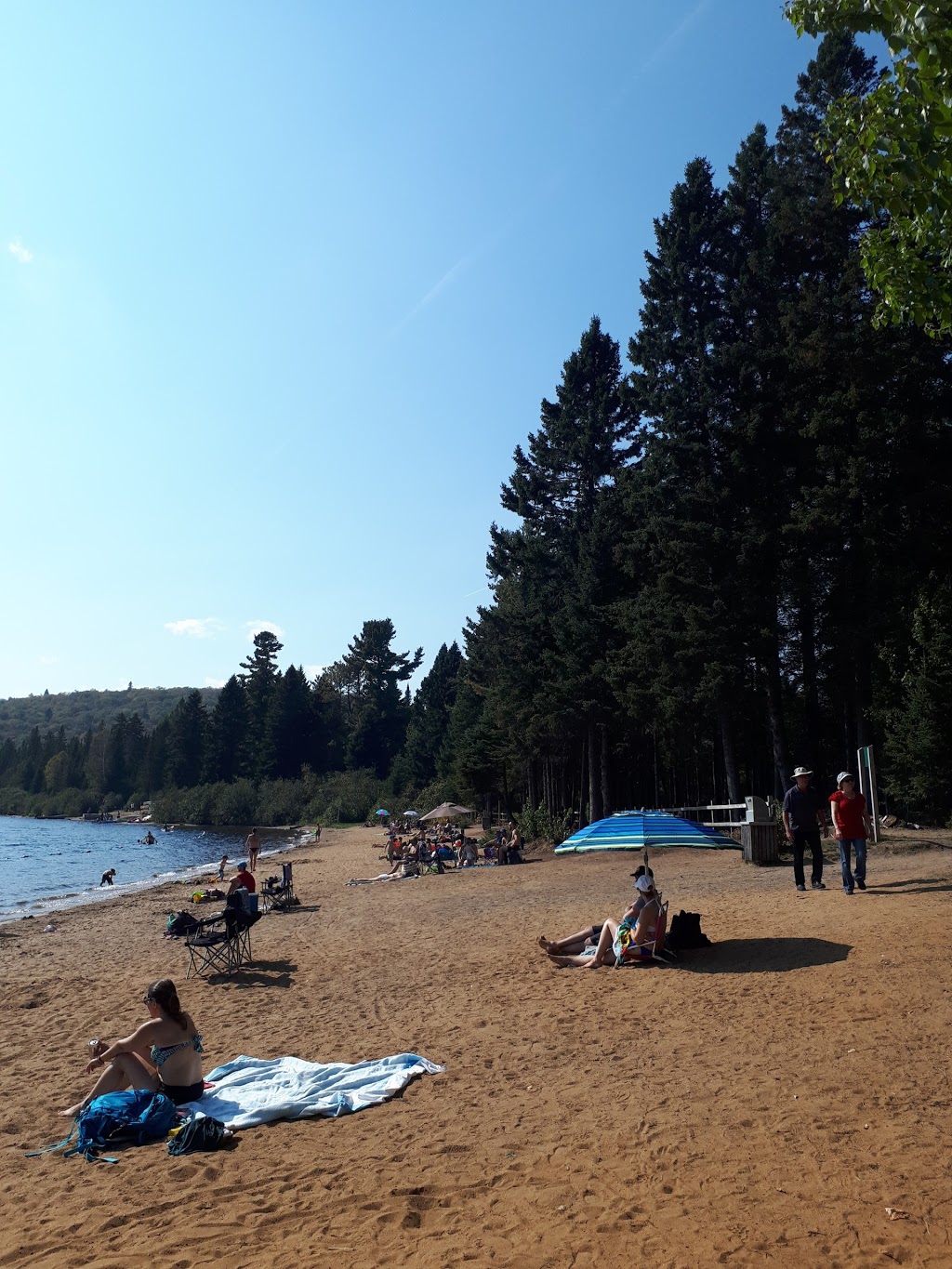 Lake Edouard Beach | Canada, Quebec, Shawinigan, Unnamed Road邮政编码: G0X 2E0