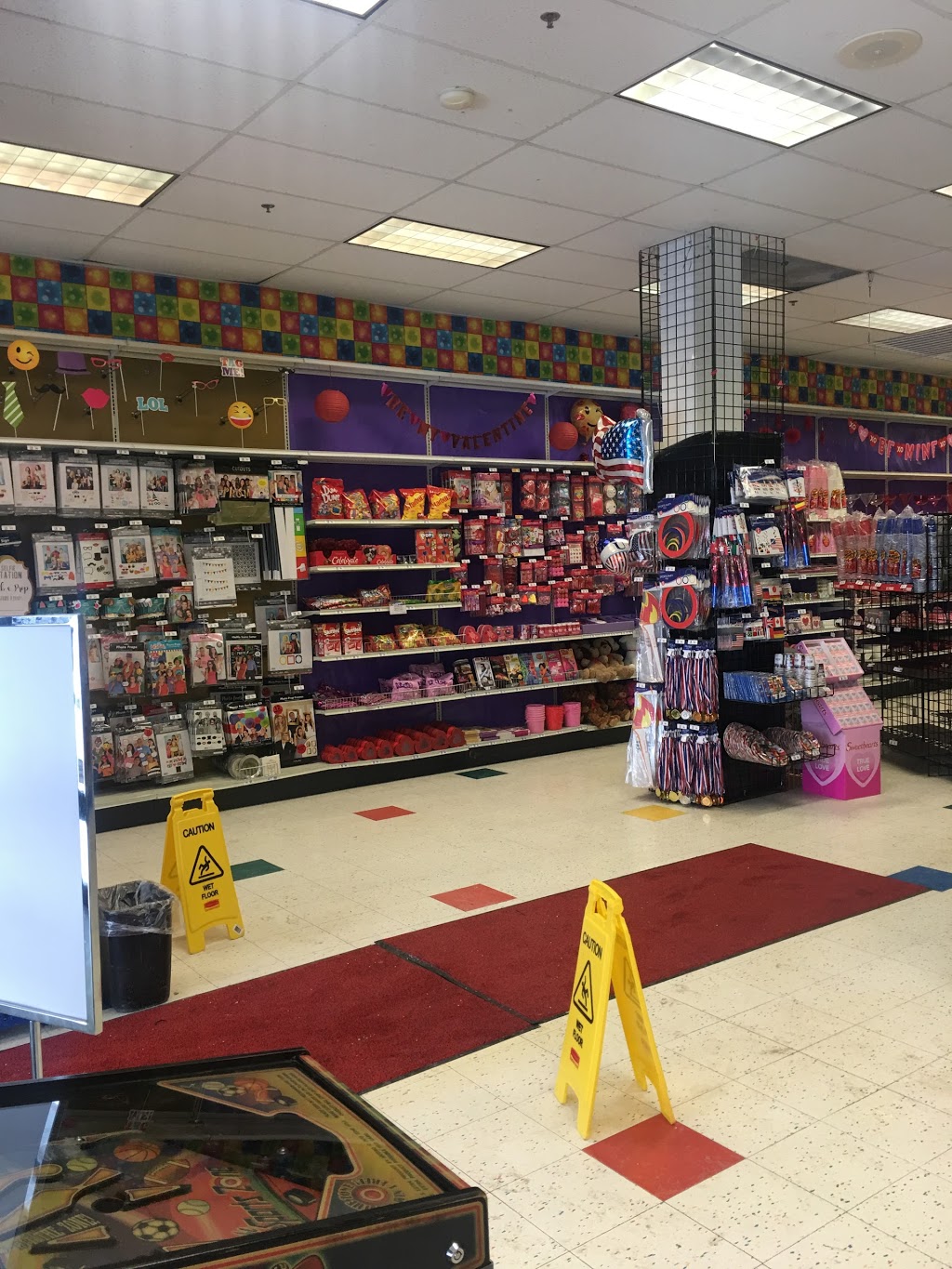 Party City | 1565 Niagara Falls Blvd, Amherst, NY 14228, USA | Phone: (716) 835-7777