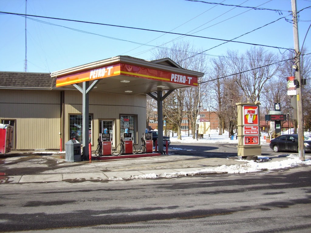 Petro-T | 1487 Rue du Pont, Marieville, QC J3M 1G2, Canada