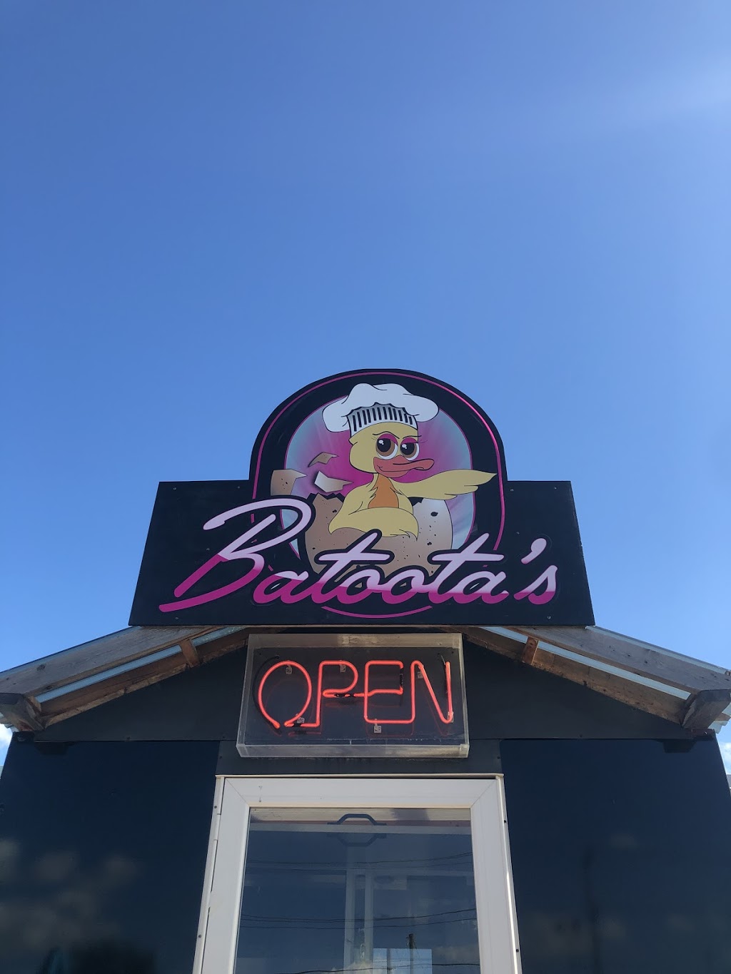 Batoota’s Food Truck | 381 Taunton Rd E, Oshawa, ON L1H 7K5, Canada | Phone: (905) 244-1404