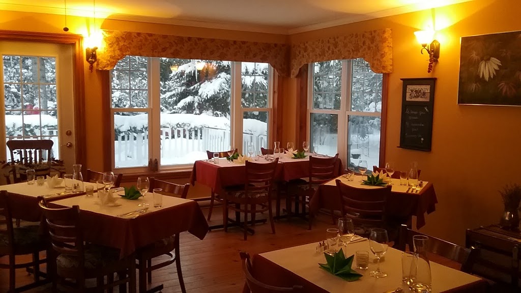 Auberge Restaurant La Casetta | 355 Rue Principale, Eastman, QC J0E 1P0, Canada | Phone: (450) 297-3840