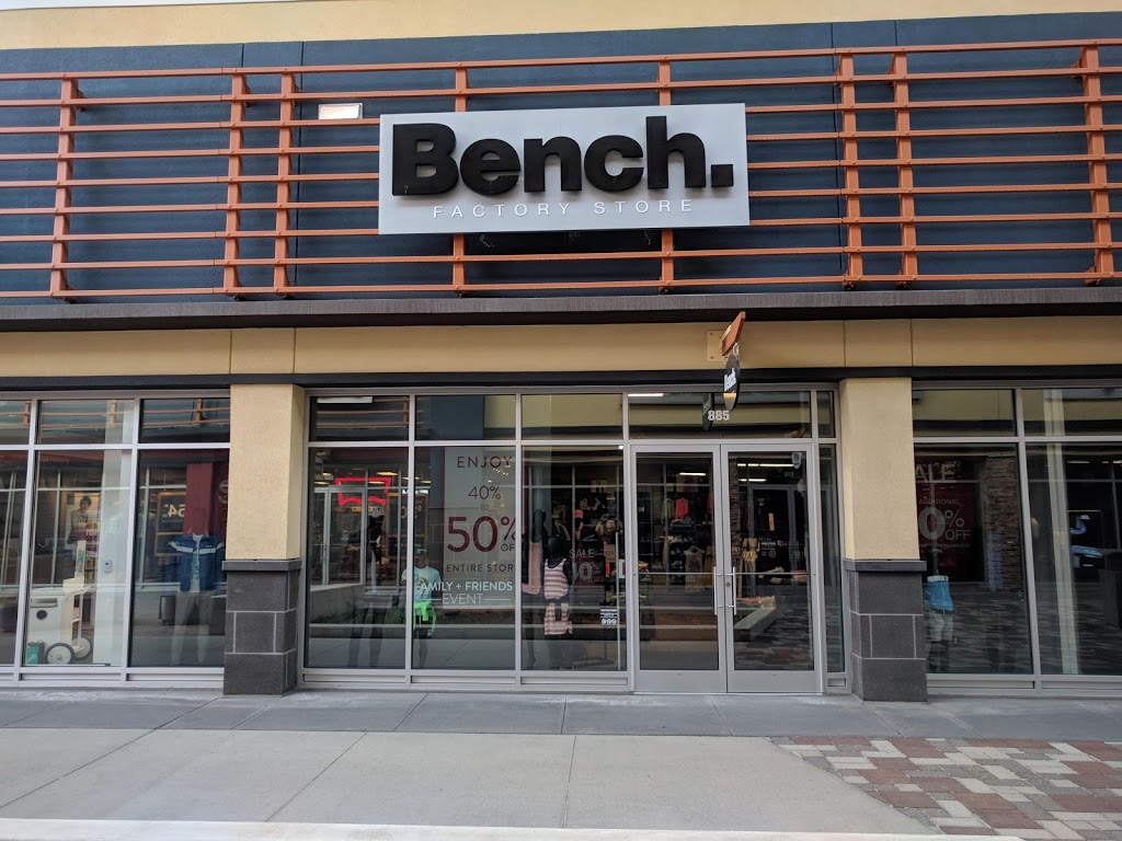 Bench | OTTAWA TANGERS OUTLETS, 8555 Campeau Dr, Kanata, ON K2T 1B7, Canada | Phone: (613) 518-1715