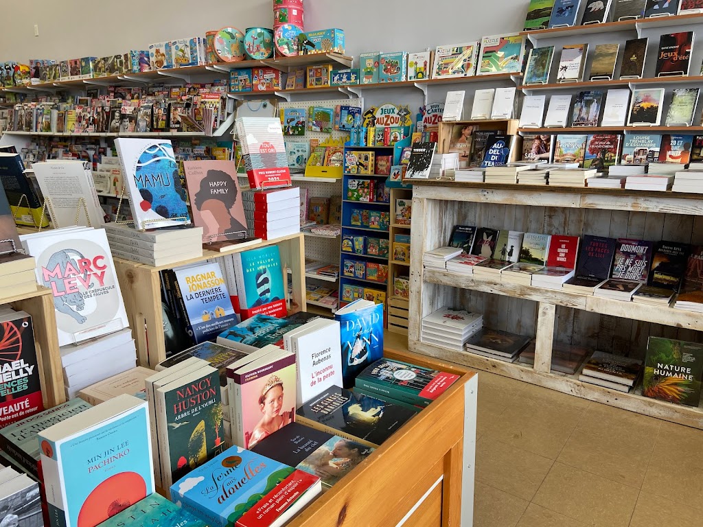 Librairie lOption | 625 1re Rue Poiré, La Pocatière, QC G0R 1Z0, Canada | Phone: (418) 856-4774