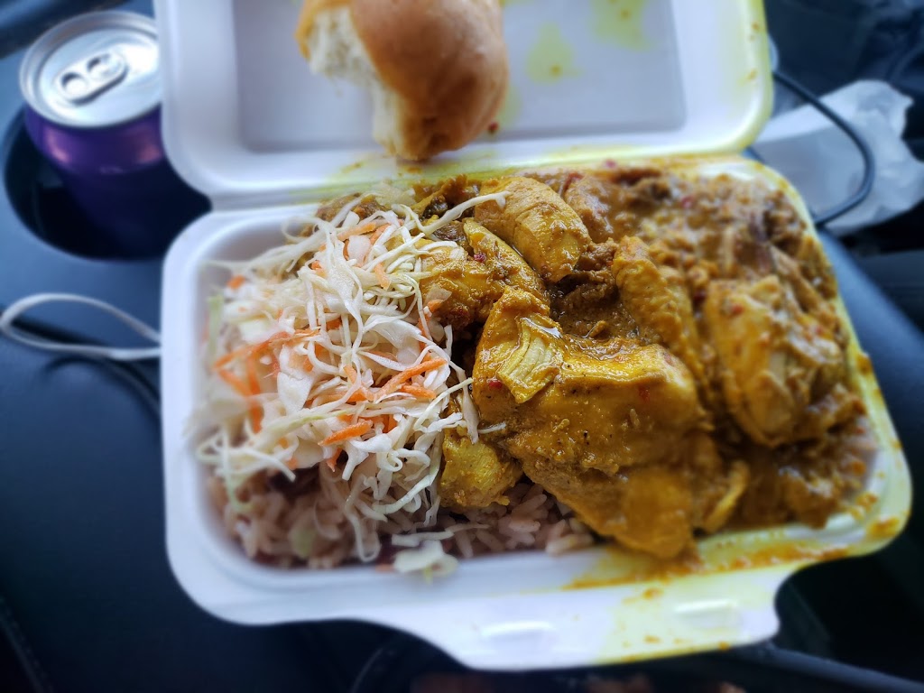 Caribbean Queen Jerk (Weston Road) | 3408 Weston Rd, Toronto, ON M9M 2W1, Canada | Phone: (416) 746-8169