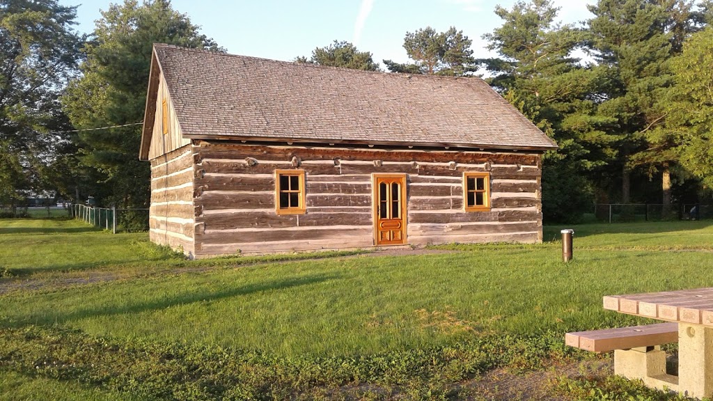 Battle Of The Chateauguay National Historic Site | 2371 Chemin de la Rivière Châteauguay, Howick, QC J0S 1G0, Canada | Phone: (450) 829-2003