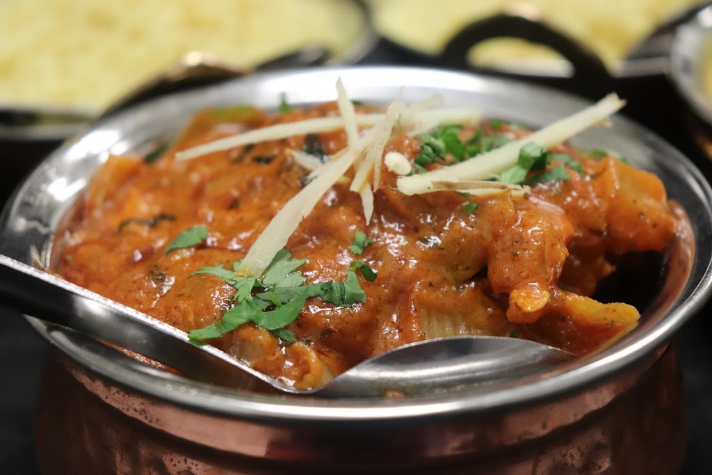 Spice Circle East Indian Restaurant | 2015 Portage Ave #1, Winnipeg, MB R3J 0K3, Canada | Phone: (204) 416-0782