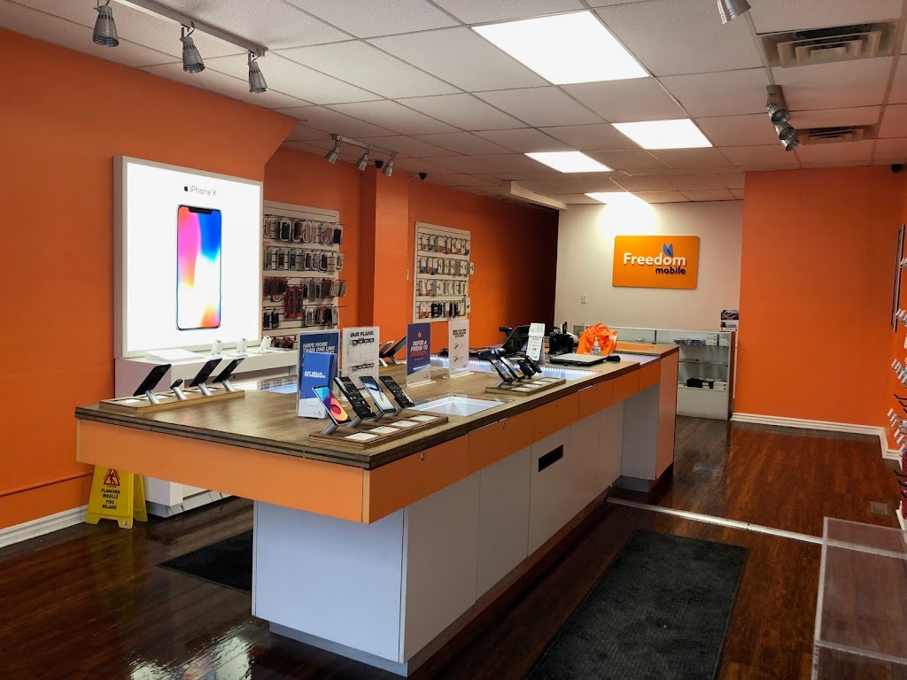 Freedom Mobile | 2124 Danforth Ave, Toronto, ON M4C 1J9, Canada | Phone: (647) 345-2255