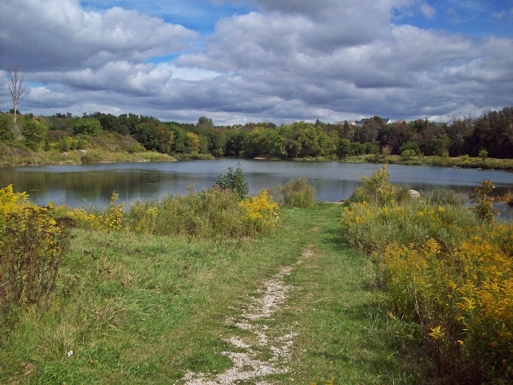 Peter Hallman Family Trail at Kolb Park | Centennial Ct, Kitchener, ON N2B 3X2, Canada