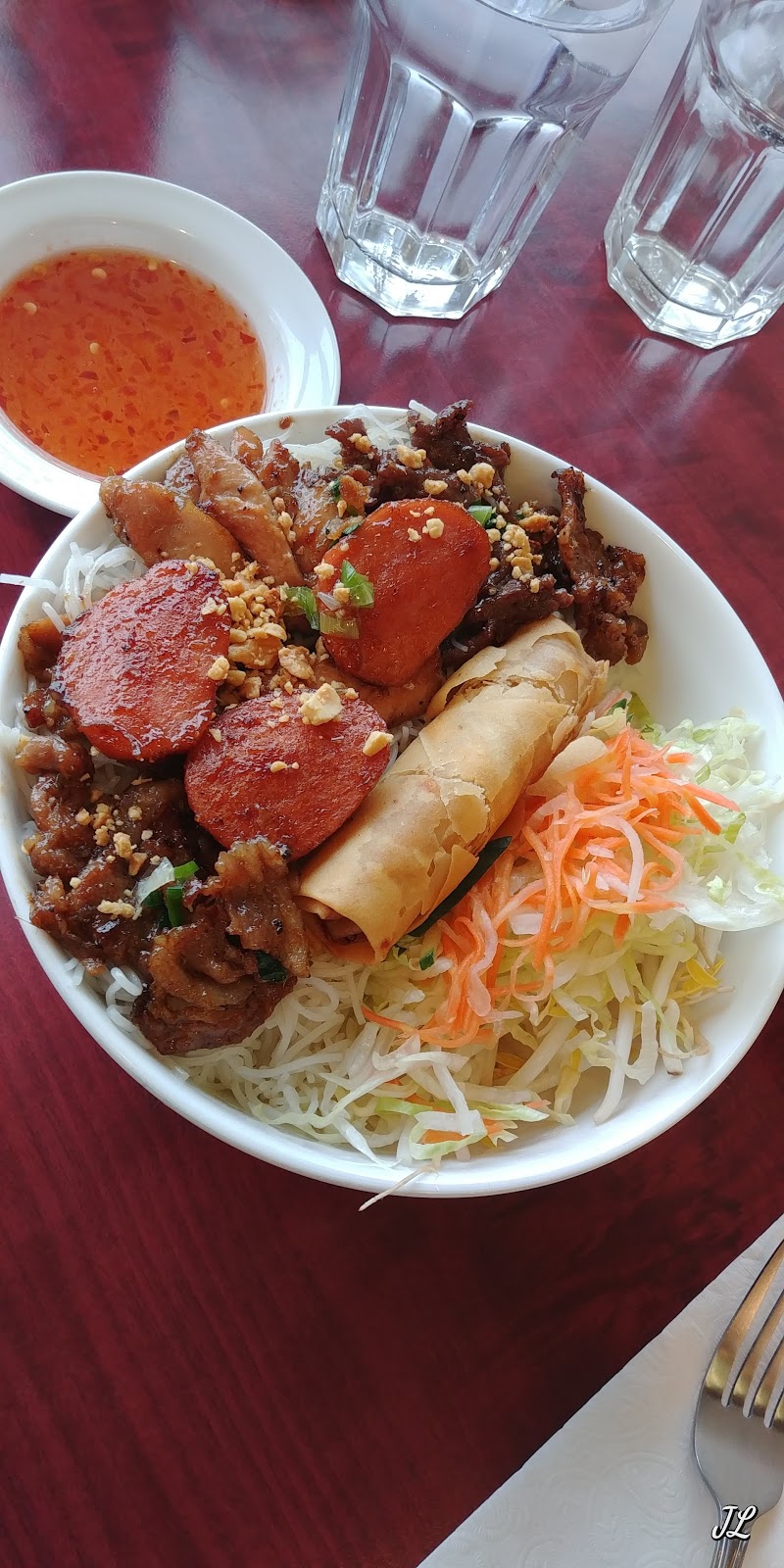 Pho 4 Me | 2809 Mill Woods Rd NW, Edmonton, AB T6K 4A9, Canada | Phone: (587) 754-2804