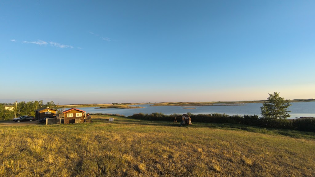 Fox Lake Retreat | Range Road 15-0, Hanna, AB T0J 1P0, Canada | Phone: (403) 854-1033