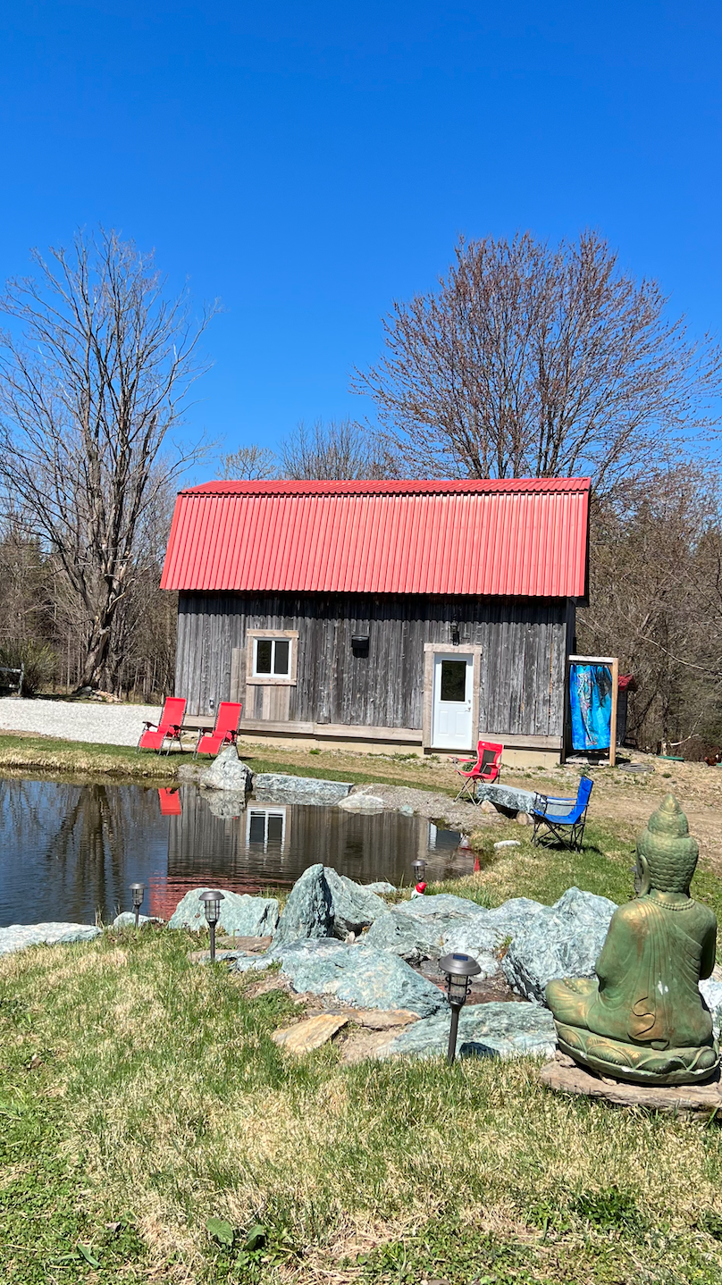 La Yoga Barn | 880 Chem. Craig, Saint-Jean-de-Brébeuf, QC G6G 0A1, Canada | Phone: (514) 915-2063