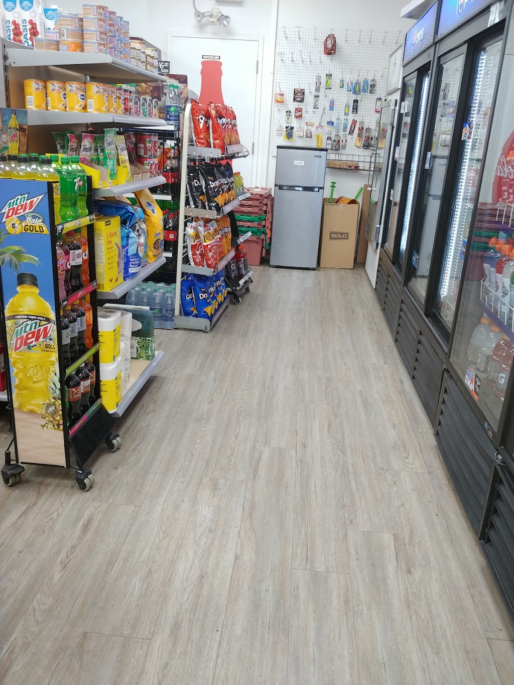 Savers Convenience Store | 15 Micmac Blvd W, Lethbridge, AB T1K 7R1, Canada | Phone: (403) 380-6815