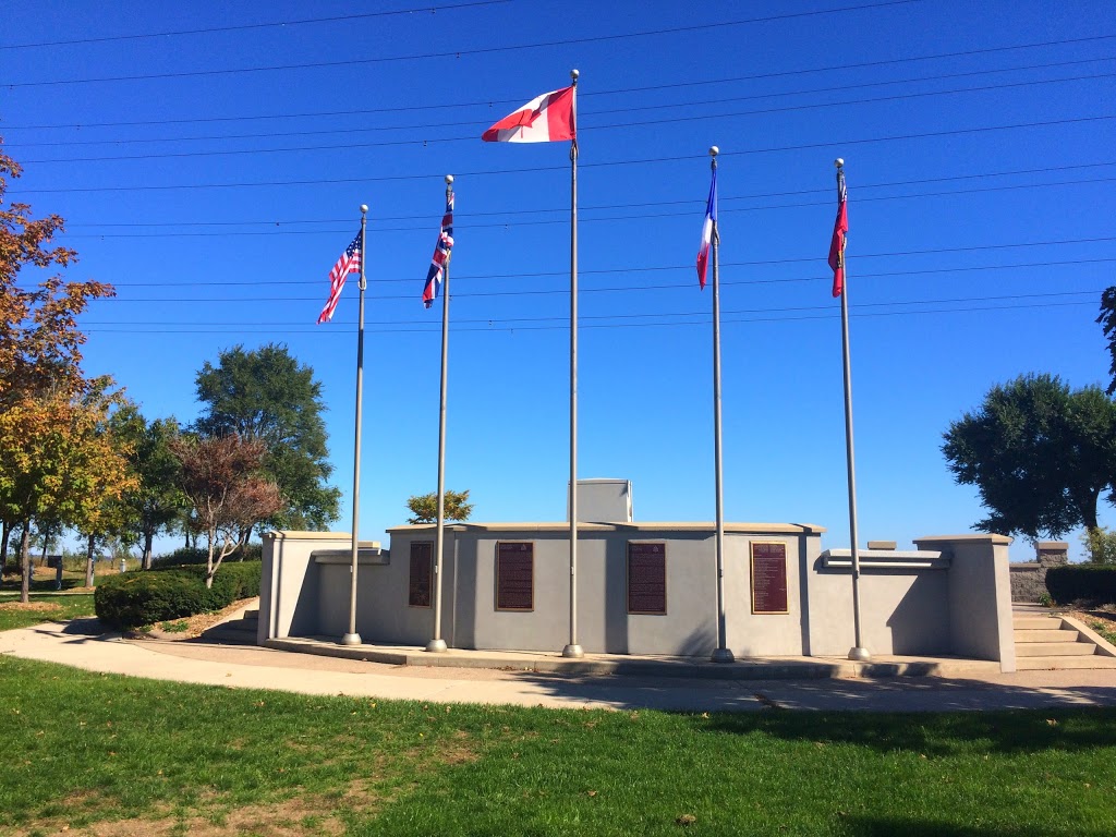 Dieppe Veterans Memorial Park | 6Z9, 1033 Beach Blvd, Hamilton, ON L8H 6Z8, Canada
