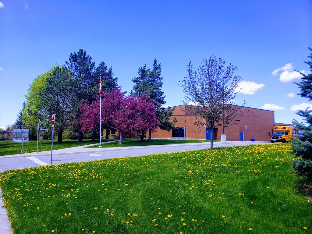 German Mills Public School | 61 Simonston Blvd, Thornhill, ON L3T 4R5, Canada | Phone: (905) 889-8776