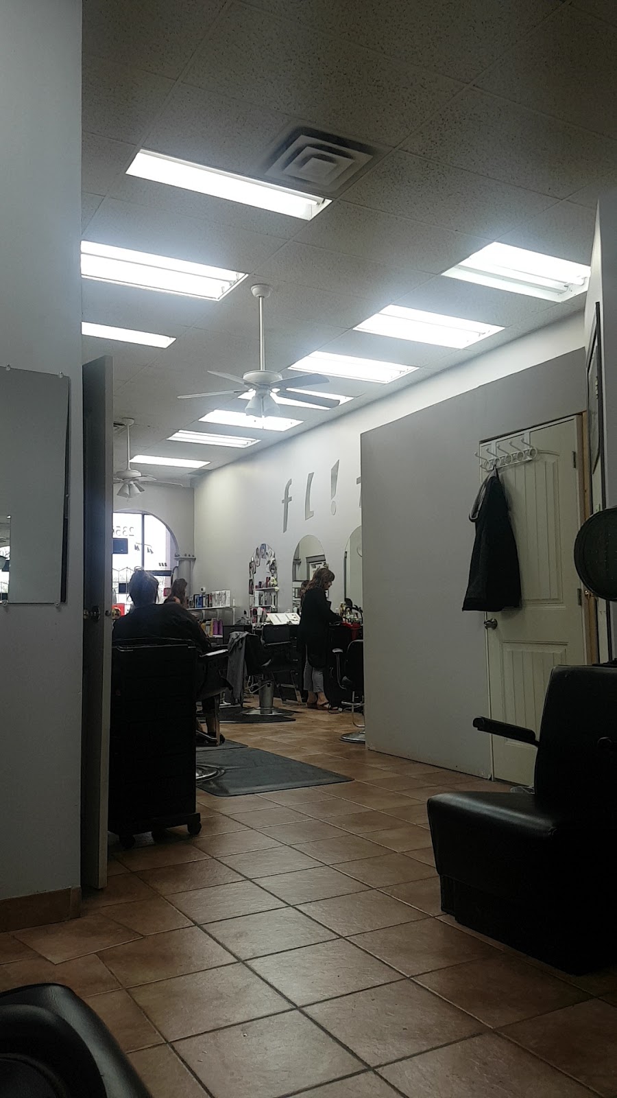 Flirt Hair & Spa Inc | 6800 Memorial Dr NE, Calgary, AB T2A 6V3, Canada | Phone: (403) 235-1805