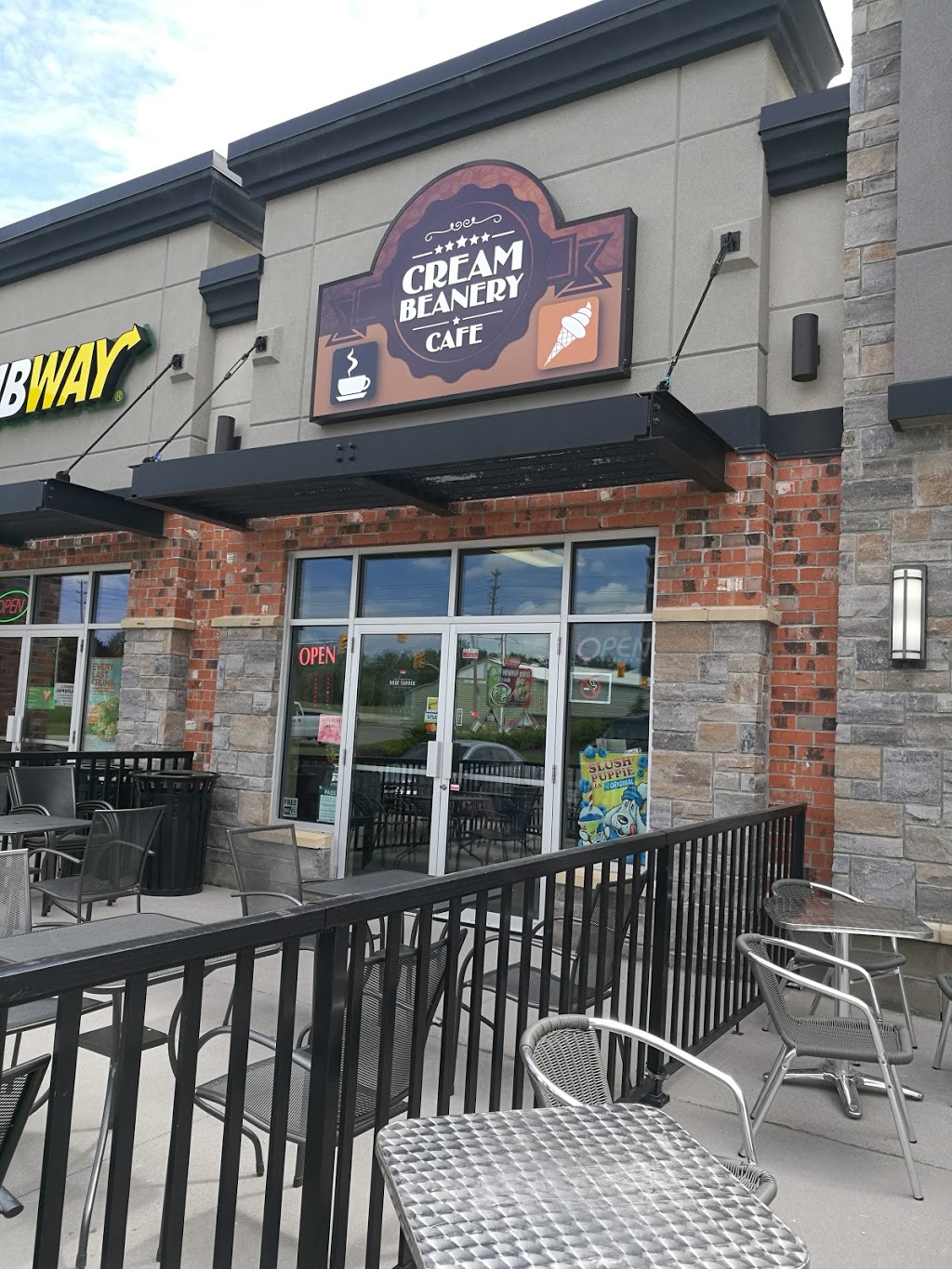 Cream Beanery Cafe | 825 Southdale Rd W, London, ON N6P 1P6, Canada | Phone: (519) 652-1607