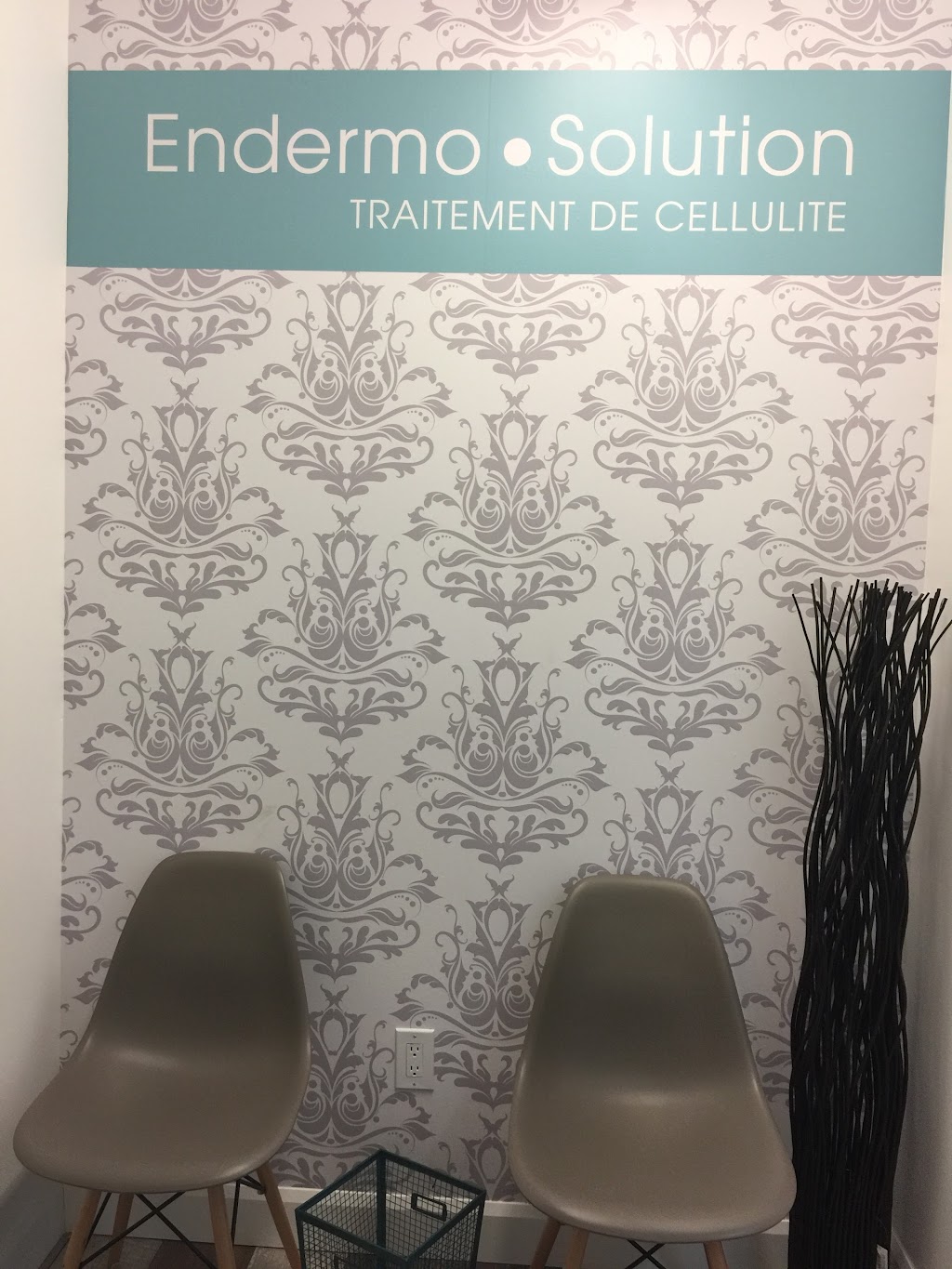 Les soins de beauté RG | 505 Bd Valcartier #11, Québec, QC G2A 2M8, Canada | Phone: (581) 984-8065