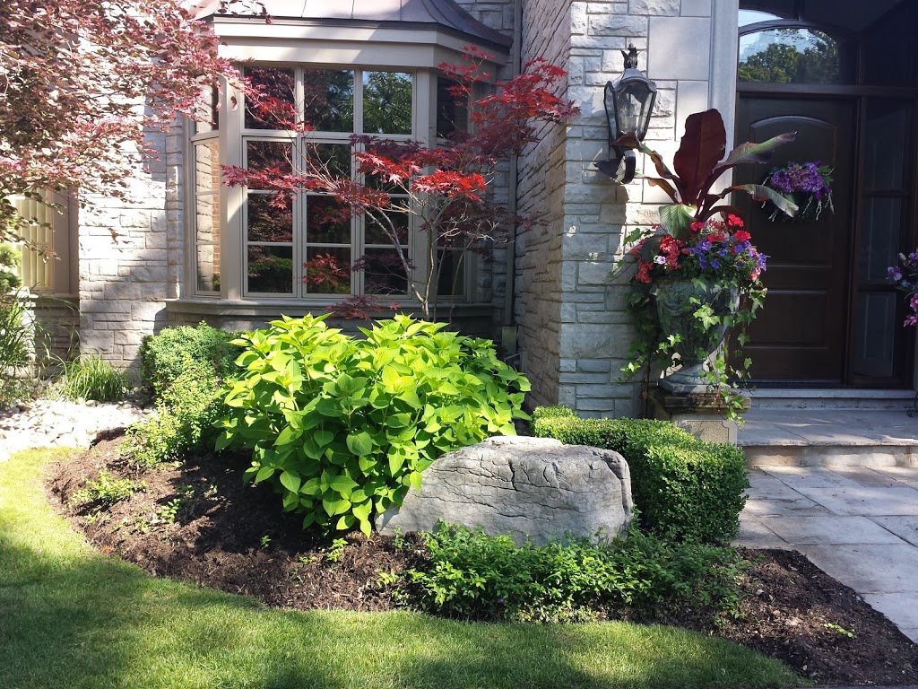 HHD Landscaping | 1125 Tisdale St, Oakville, ON L6L 2S7, Canada | Phone: (289) 400-8697