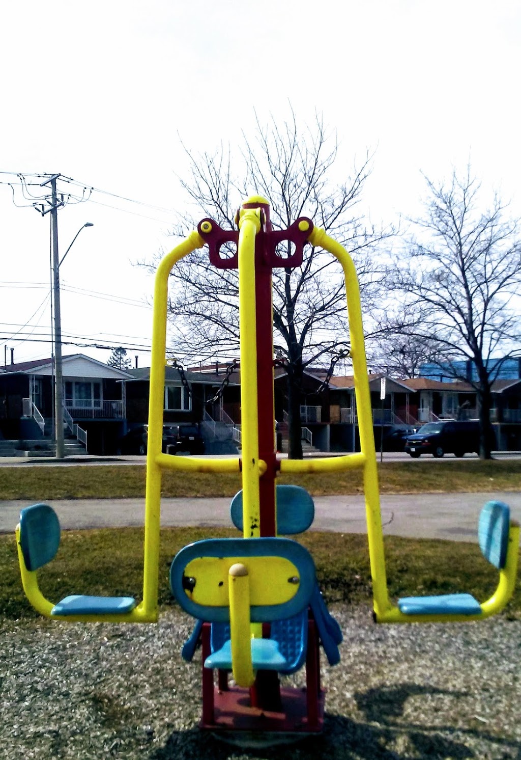 OUTDOOR FITNESS PARK | Barton St E, Hamilton, ON L8L, Canada | Phone: (877) 438-3547