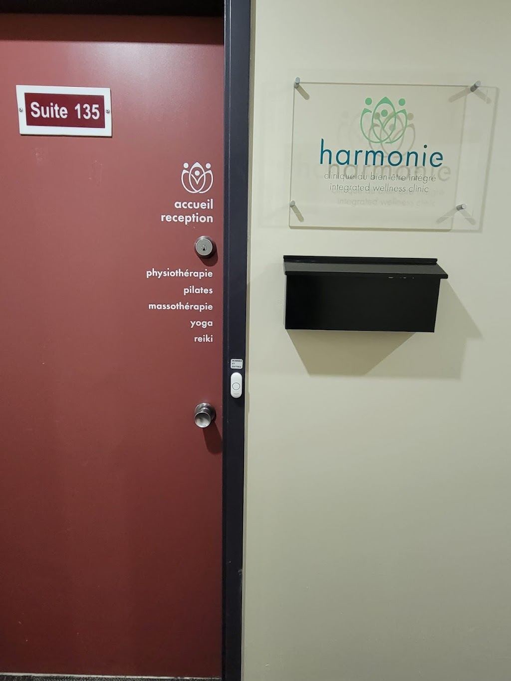 Harmonie Clinique du bien-être intégré | 5445 Henri Bourassa Blvd W Suite 135, Saint-Laurent, QC H4R 1B7, Canada | Phone: (514) 664-9498