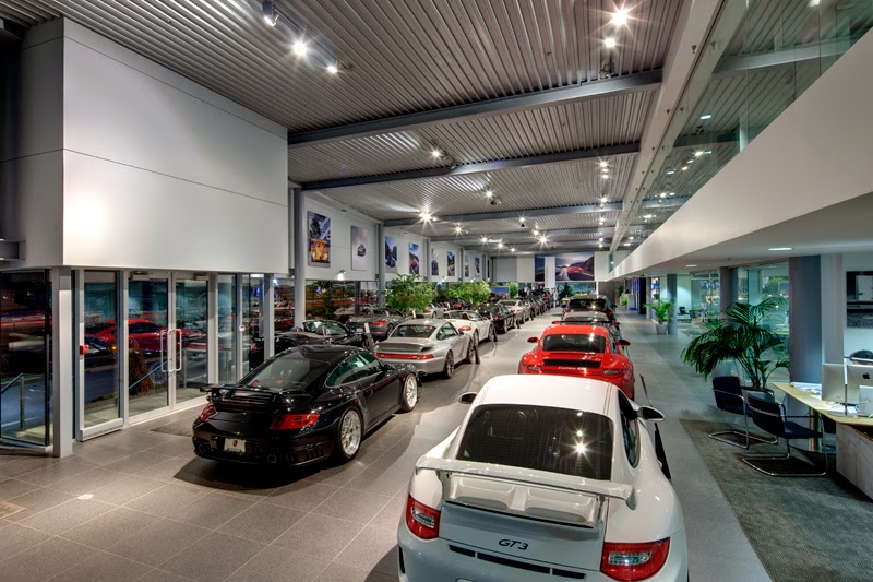 Porsche Prestige | 3535 Chemin de la Côte-de-Liesse, Saint-Laurent, QC H4N 2N5, Canada | Phone: (514) 356-7777