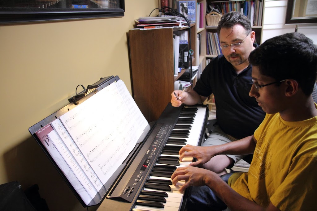 Hales Music Lessons | 2404 Butternut Crescent, Burlington, ON L7M 3J8, Canada | Phone: (416) 565-9490