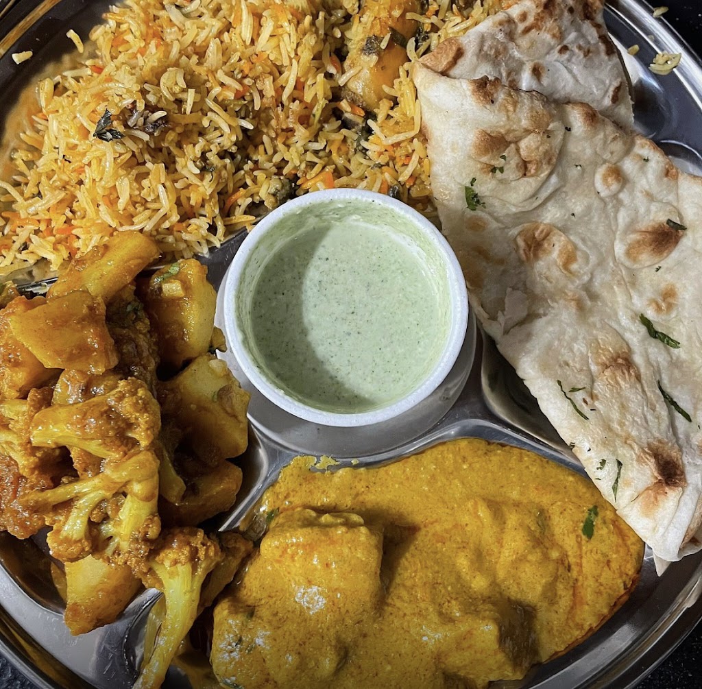 Nawabz Fine Indian Cuisine | 43 Hickson Ave, Kingston, ON K7K 2N7, Canada | Phone: (613) 541-0005