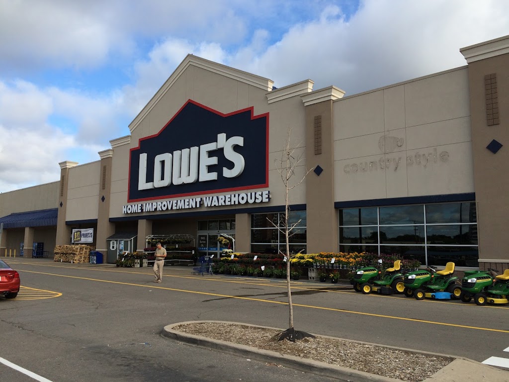 Pro Desk at Lowes | 3828 Innes Rd, Ottawa, ON K1W 0C8, Canada | Phone: (613) 830-6398