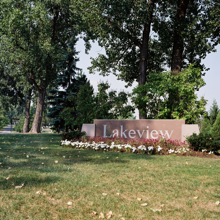 Lakeview Memorial Gardens | 701 Avenue Donegani, Pointe-Claire, QC H9R 5G6, Canada | Phone: (514) 694-9294