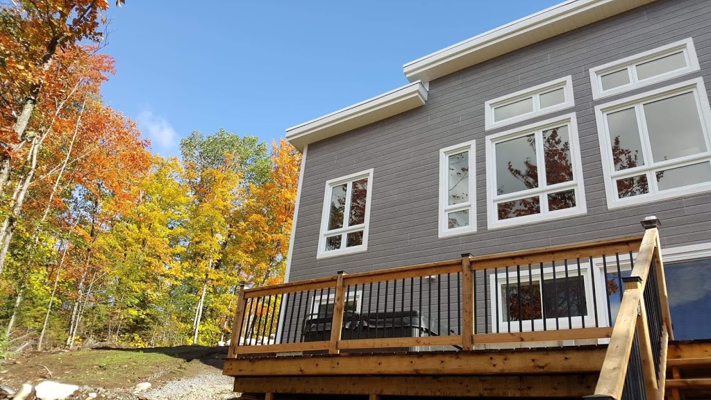 Chalet La Belette 144 | Chemin des Lacs à May, Entrelacs, QC J0T 2E0, Canada | Phone: (438) 888-8000