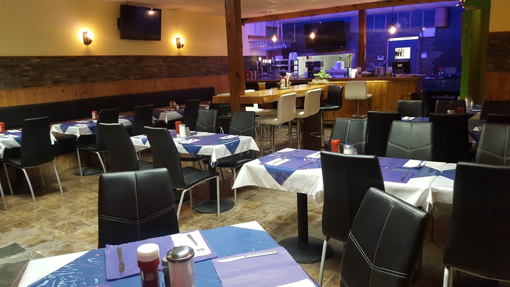 Resto Chez Anick | 41 Rue Lambton, Ormstown, QC J0S 1K0, Canada | Phone: (450) 829-2114