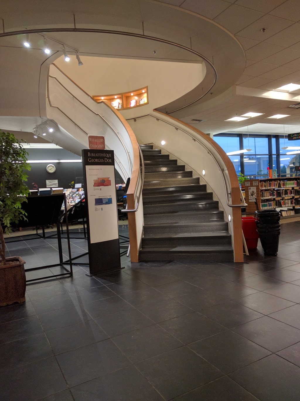 Georges-Dor Library | 2760 Chemin de Chambly, Longueuil, QC J4L 1M6, Canada | Phone: (450) 463-7180