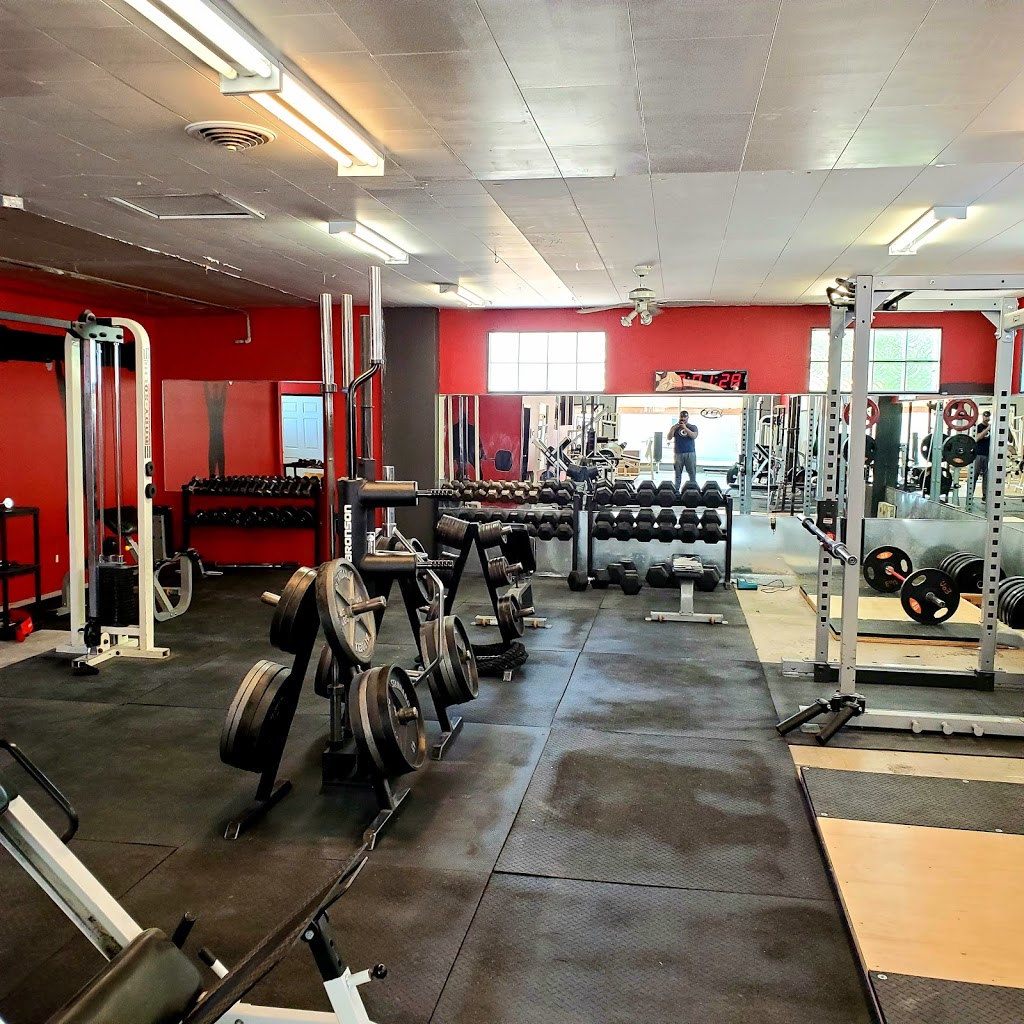 Rendezvous Fitness Centre | 41 2 Ave NE, Altona, MB R0G 0B0, Canada | Phone: (204) 324-7471