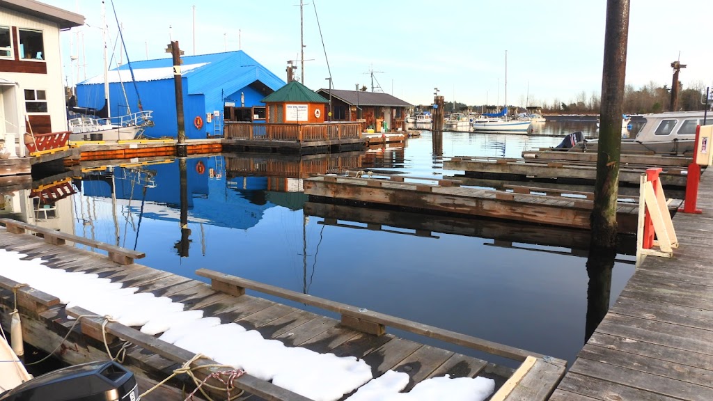 Ladysmith Fishermans Wharf | 837 Ludlow Rd, Ladysmith, BC V9G 1A1, Canada | Phone: (250) 245-7511