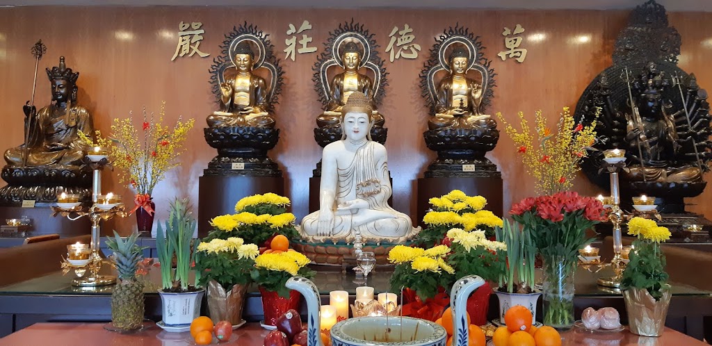 Cham Shan Temple | 9441 Markham Rd, Markham, ON L3P 3J3, Canada | Phone: (905) 201-5115